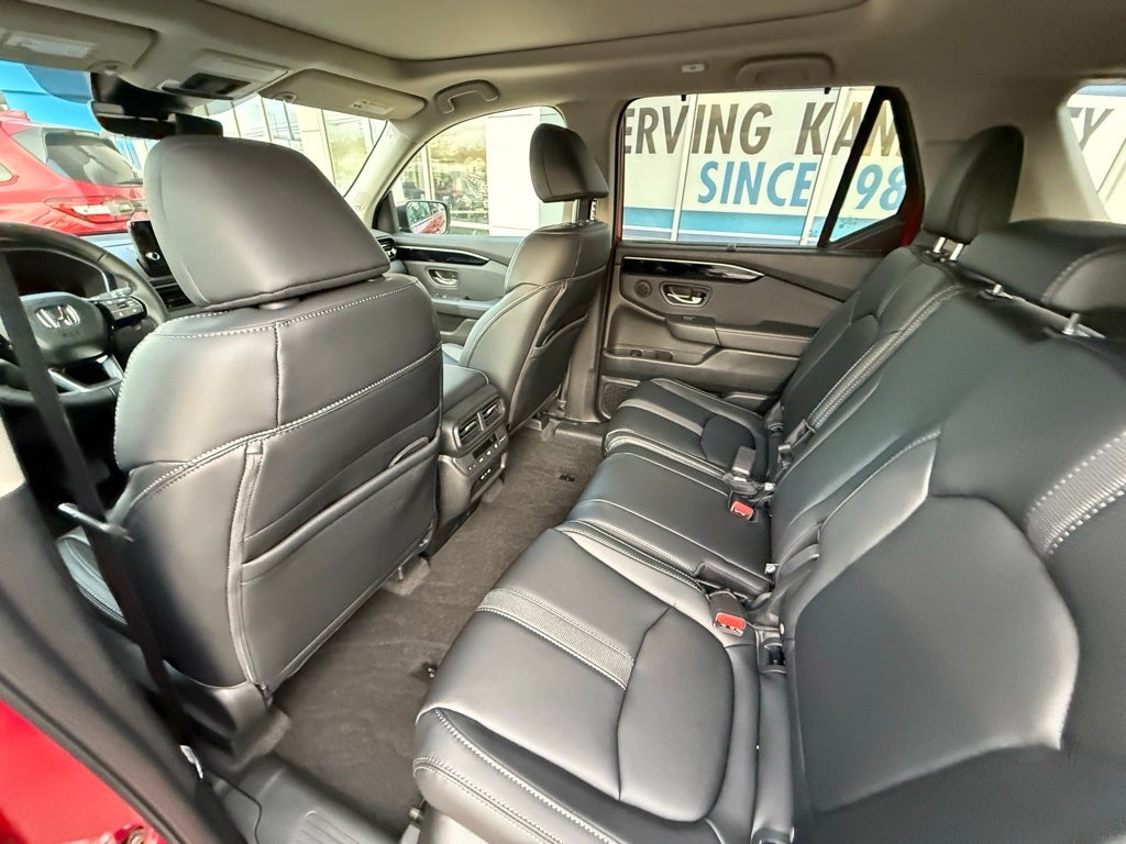 2025 Honda Pilot AWD TRG