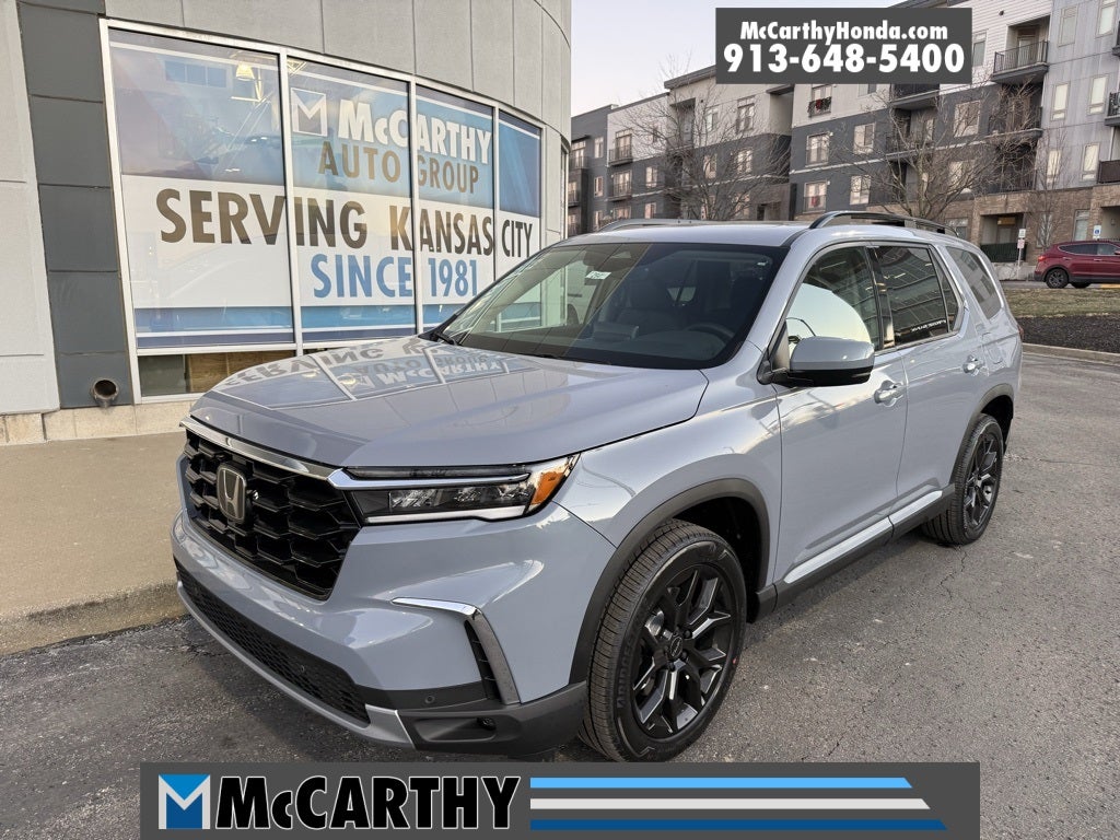 2025 Honda Pilot AWD Touring w/HPD Wheels