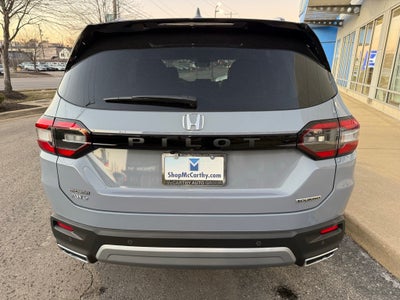 2025 Honda Pilot AWD Touring w/HPD Wheels