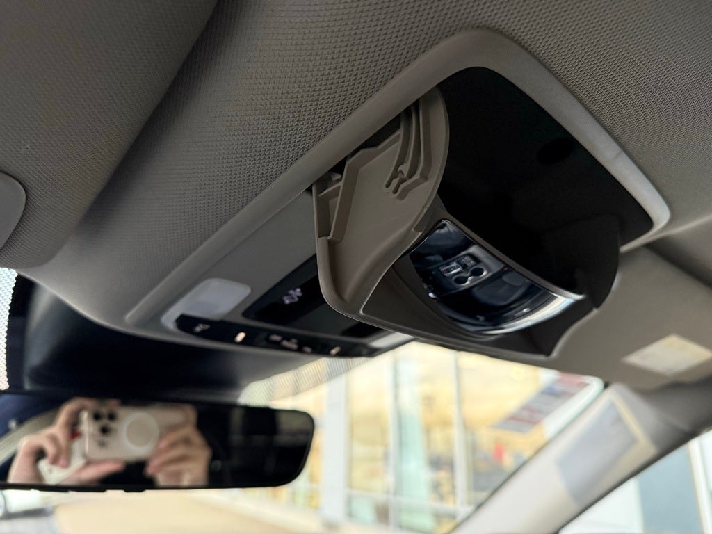 2025 Honda Pilot AWD Touring w/HPD Wheels