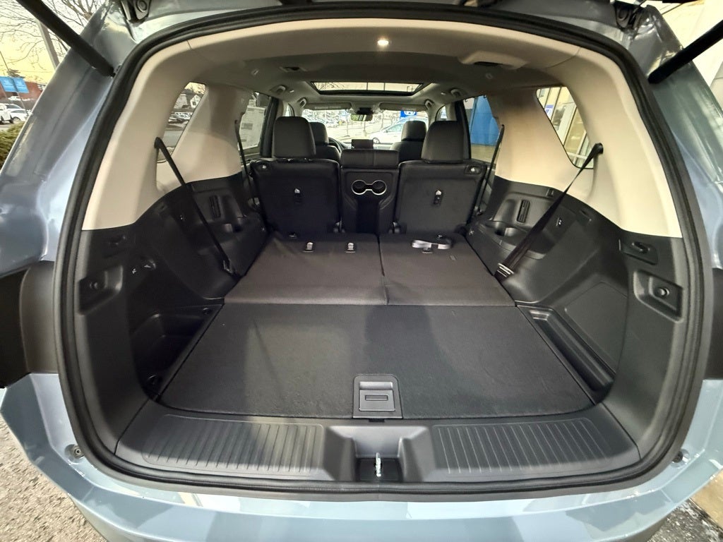 2025 Honda Pilot AWD Touring w/HPD Wheels