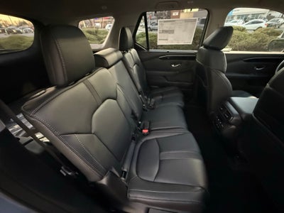 2025 Honda Pilot AWD Touring w/HPD Wheels