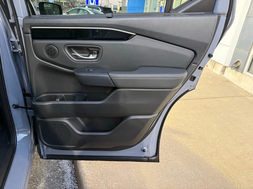 2025 Honda Pilot AWD Touring w/HPD Wheels