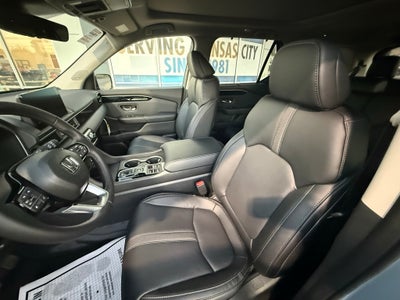 2025 Honda Pilot AWD Touring w/HPD Wheels