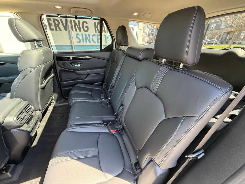 2025 Honda Pilot Touring