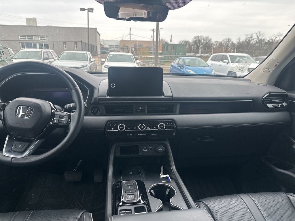 2023 Honda Pilot Elite