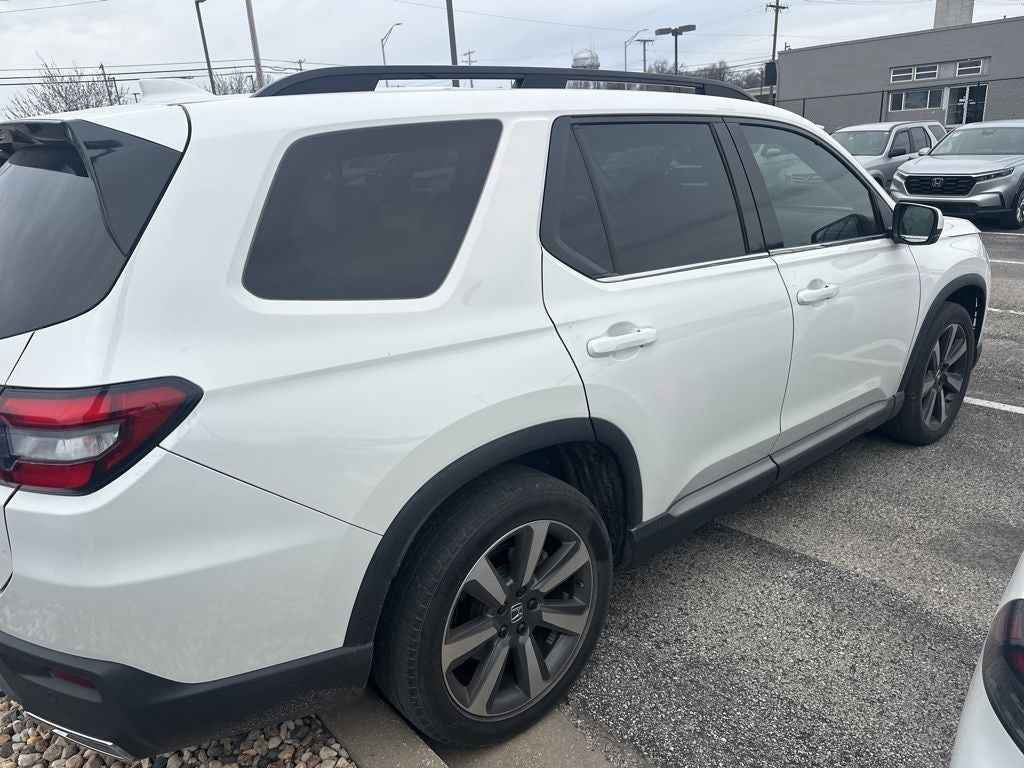 2023 Honda Pilot Elite