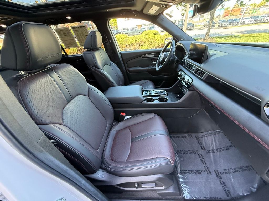 2025 Honda Pilot Black Edition