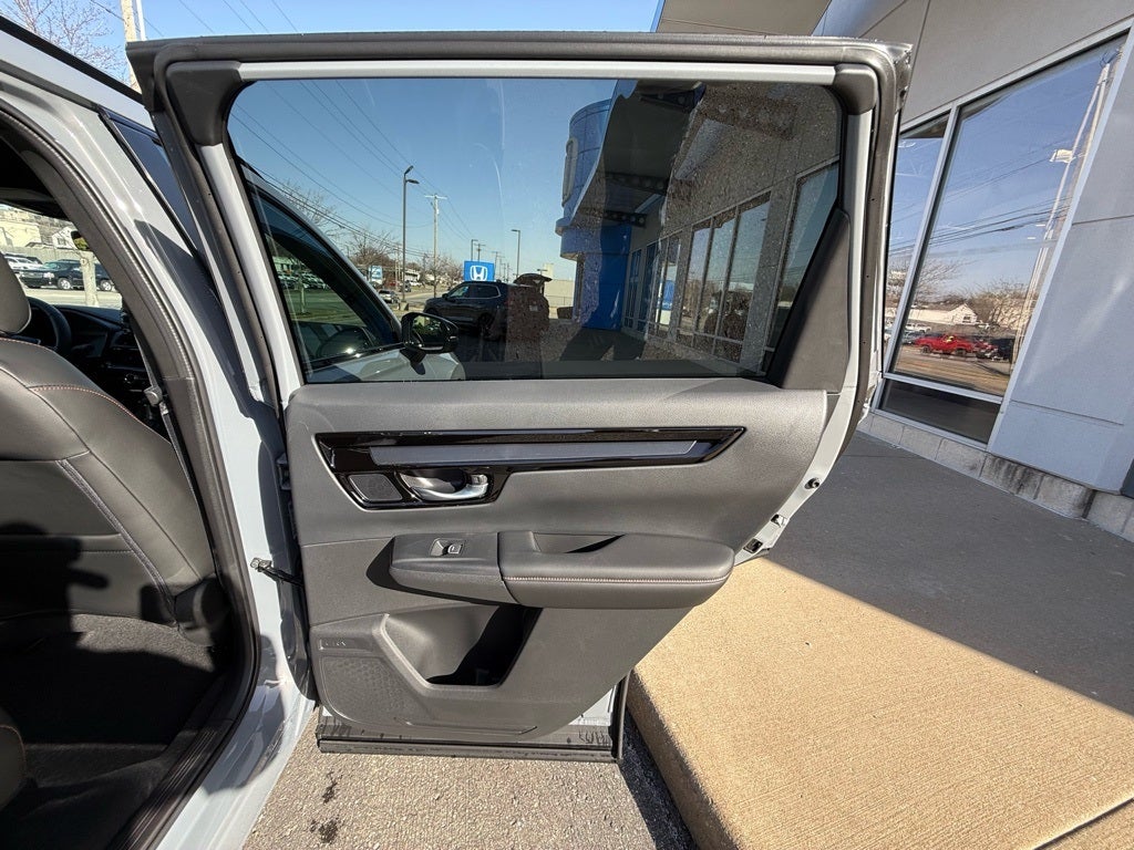 2026 Honda CR-V AWD Sport Touring Hybrid