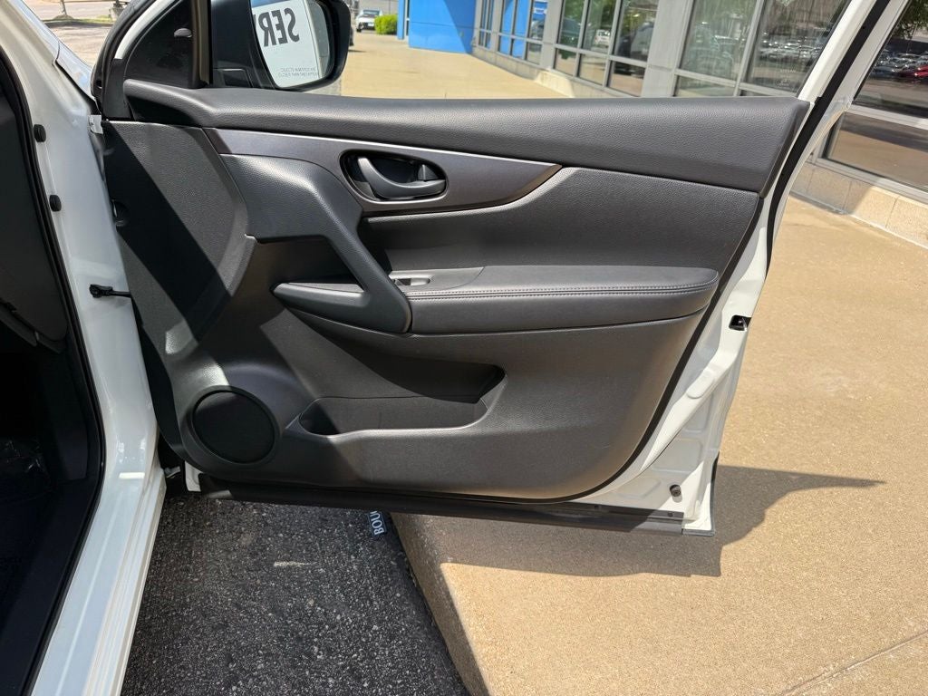 2020 Nissan Rogue Sport S