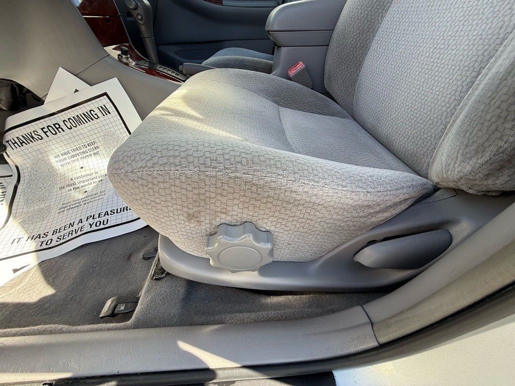 2004 Toyota Corolla LE