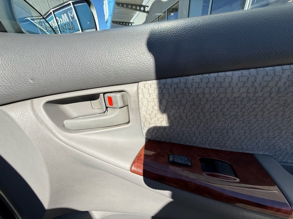 2004 Toyota Corolla LE