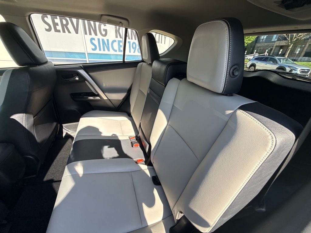 2017 Toyota RAV4 Hybrid Limited