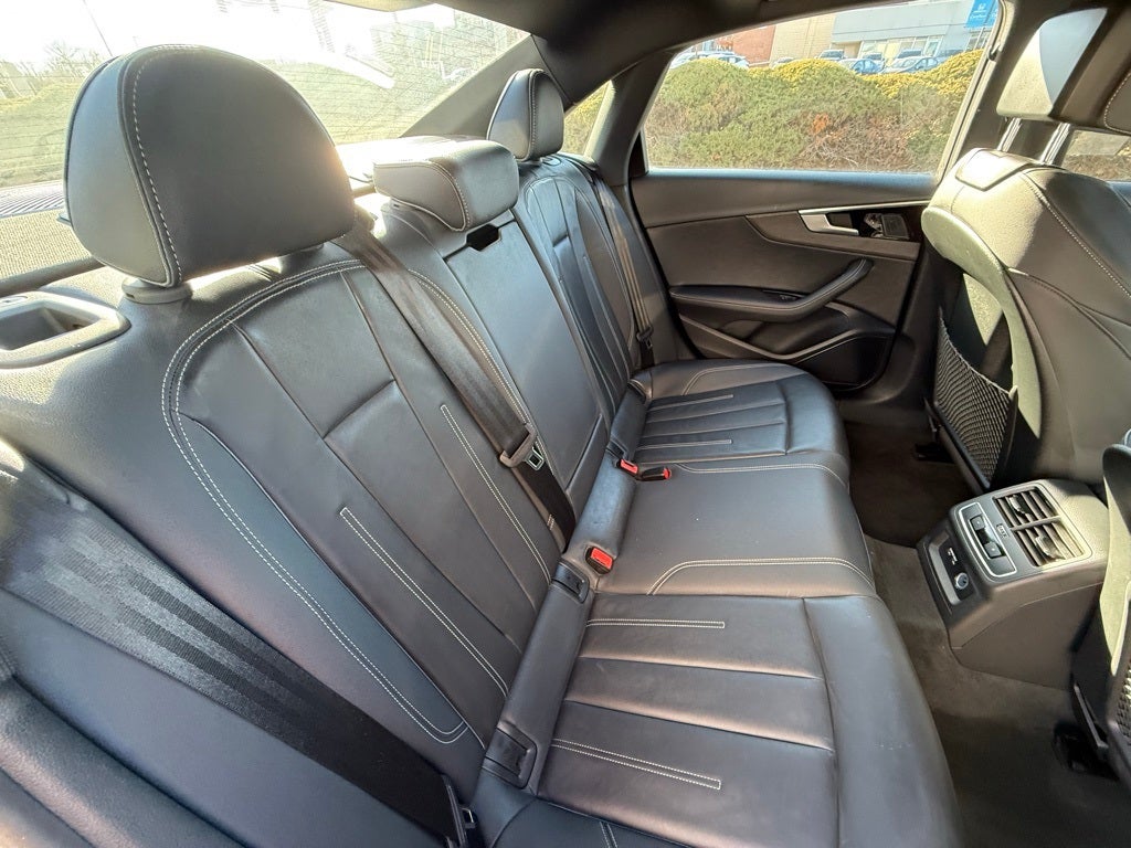 2024 Audi A4 45 S line Premium Plus quattro