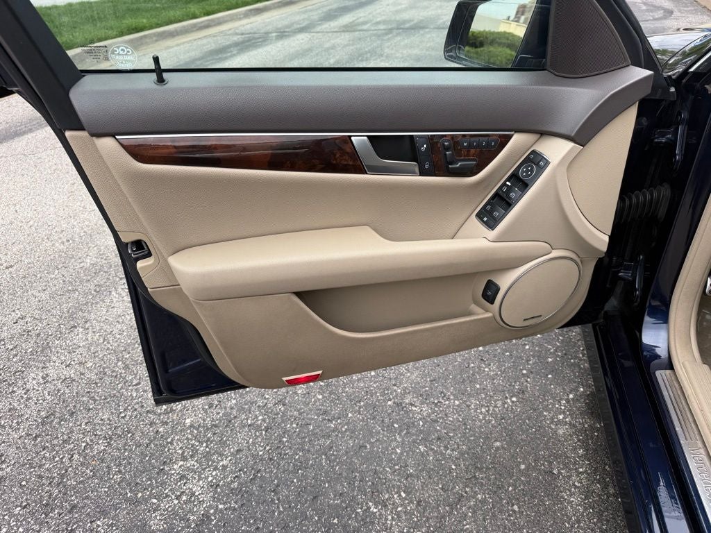 2013 Mercedes-Benz C-Class C 300 Luxury 4MATIC®