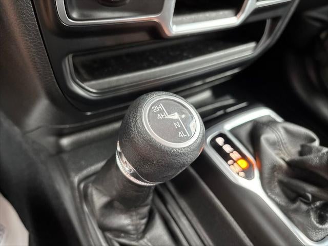 2023 Jeep Wrangler 4-Door Sport 4x4