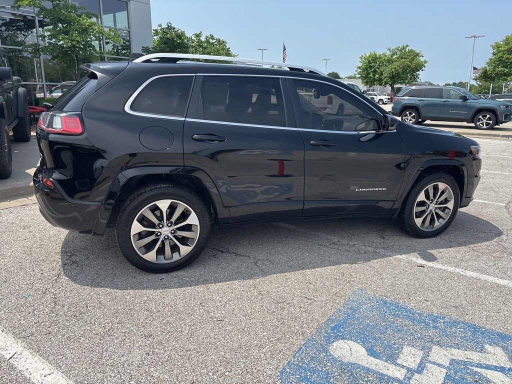 2019 Jeep Cherokee Overland