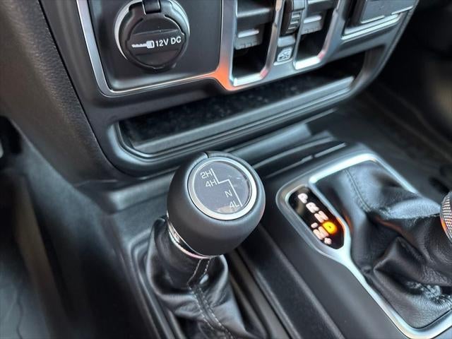 2027 Jeep Wrangler WRANGLER 4-DOOR SAHARA