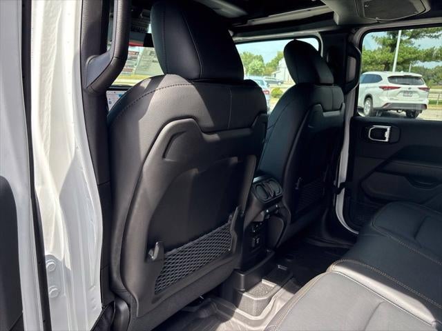 2027 Jeep Wrangler WRANGLER 4-DOOR SAHARA