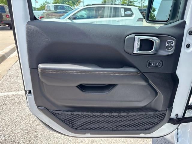 2027 Jeep Wrangler WRANGLER 4-DOOR SAHARA