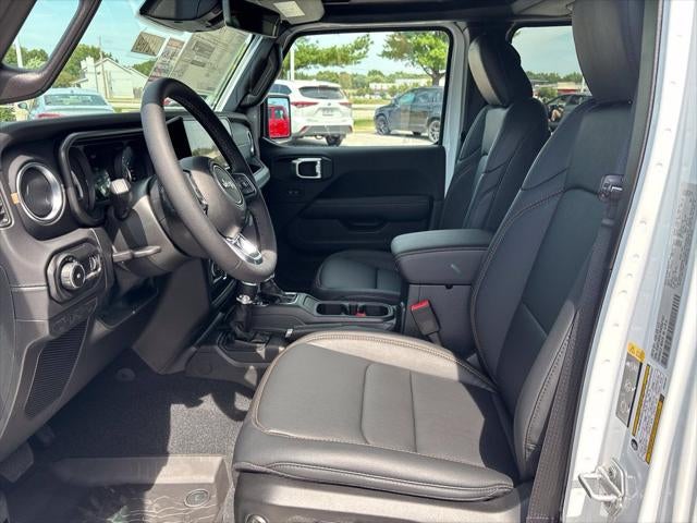 2027 Jeep Wrangler WRANGLER 4-DOOR SAHARA