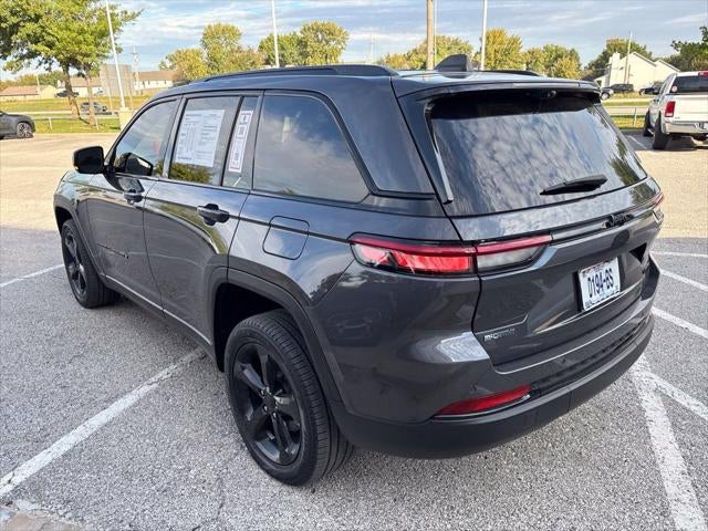 2023 Jeep Grand Cherokee Limited 4x2