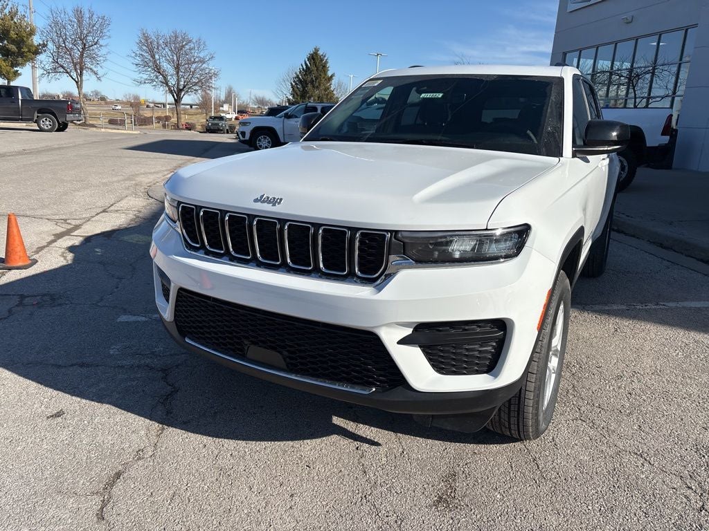 2026 Jeep Grand Cherokee Laredo