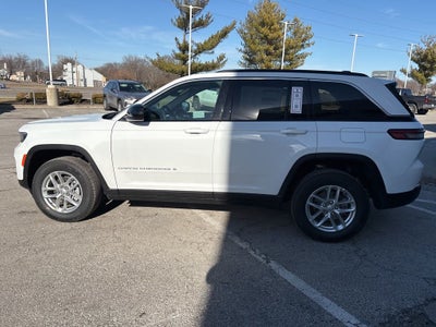 2026 Jeep Grand Cherokee Laredo