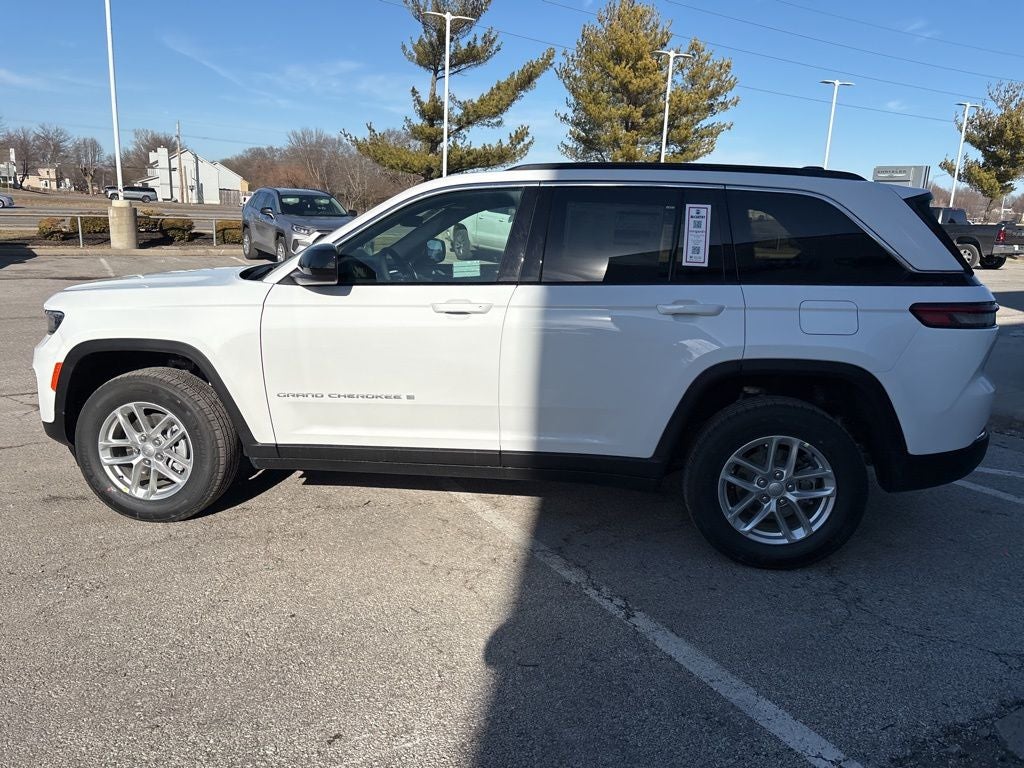 2026 Jeep Grand Cherokee Laredo