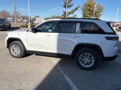 2026 Jeep Grand Cherokee Laredo
