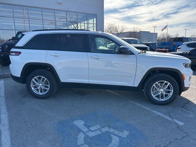 2026 Jeep Grand Cherokee Laredo