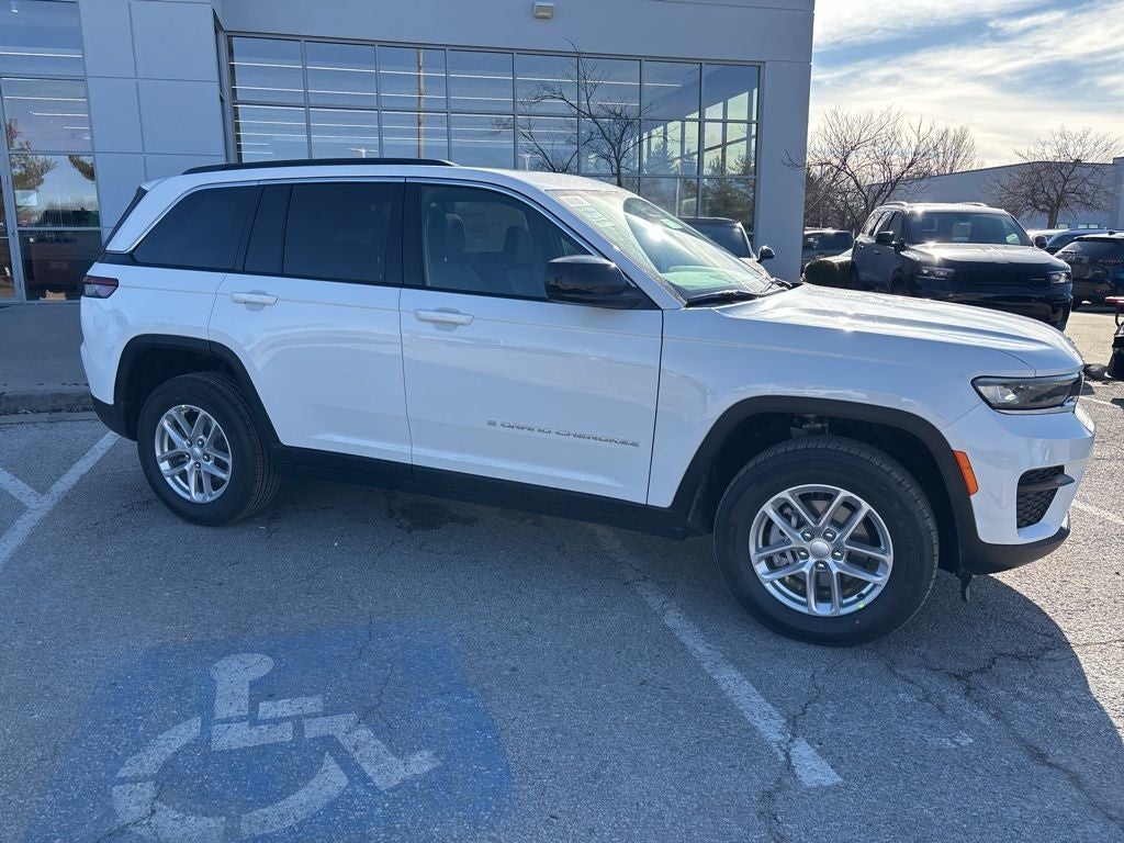 2026 Jeep Grand Cherokee Laredo