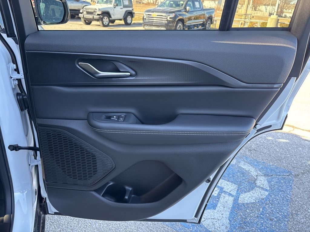 2026 Jeep Grand Cherokee Laredo