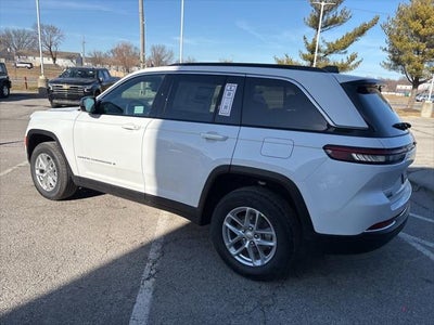 2026 Jeep Grand Cherokee GRAND CHEROKEE LAREDO X 4X4