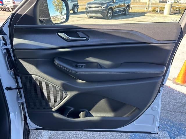 2026 Jeep Grand Cherokee GRAND CHEROKEE LAREDO X 4X4