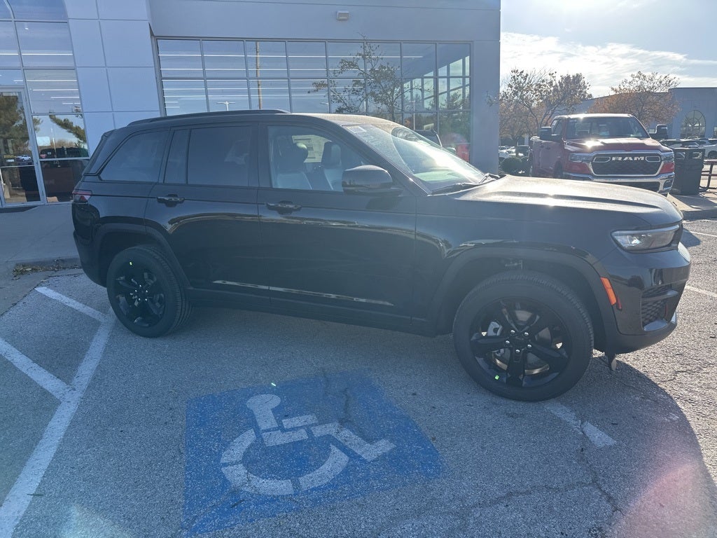 2025 Jeep Grand Cherokee Altitude X