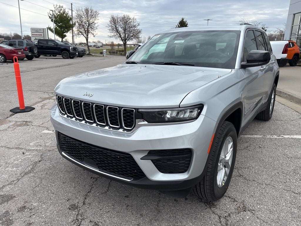 2026 Jeep Grand Cherokee Laredo