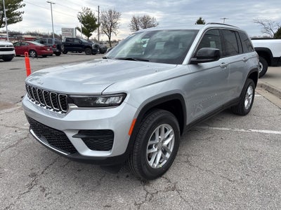 2026 Jeep Grand Cherokee Laredo