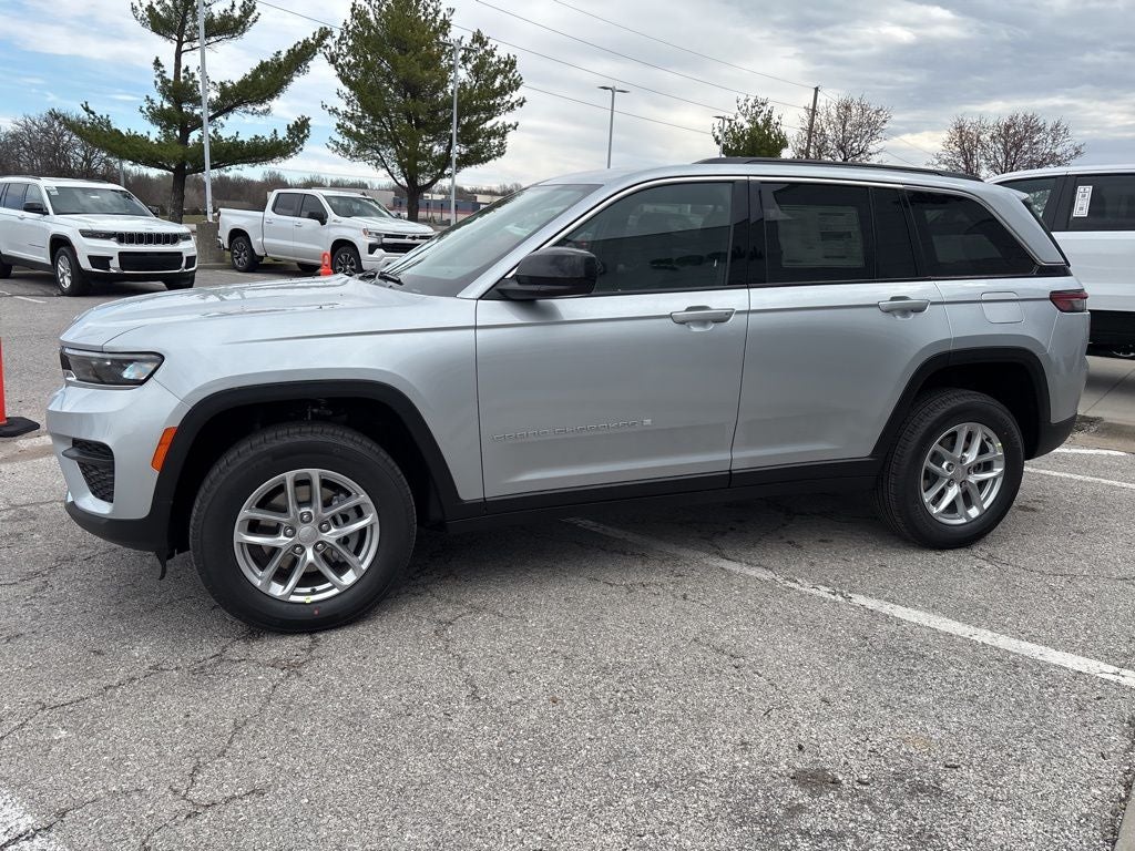 2026 Jeep Grand Cherokee Laredo