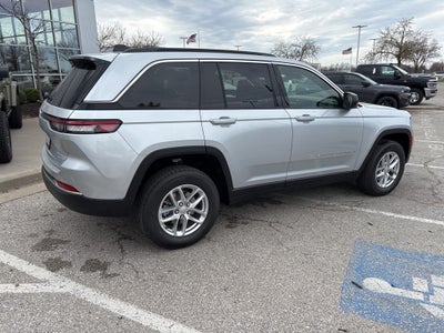 2026 Jeep Grand Cherokee Laredo