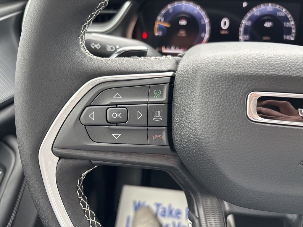 2026 Jeep Grand Cherokee Laredo