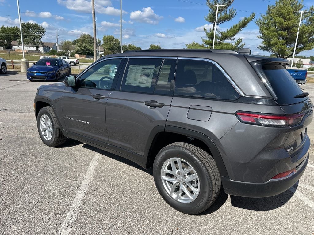 2025 Jeep Grand Cherokee Laredo