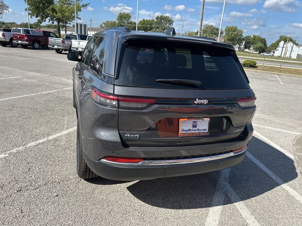 2025 Jeep Grand Cherokee Laredo