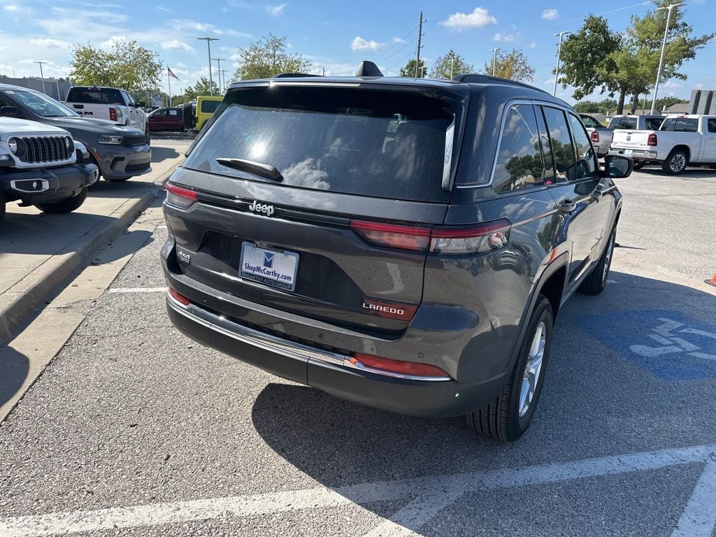 2025 Jeep Grand Cherokee Laredo