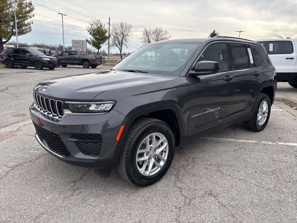 2026 Jeep Grand Cherokee Laredo