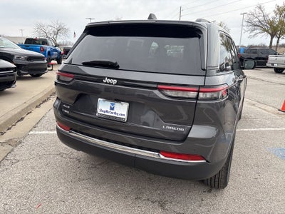 2026 Jeep Grand Cherokee Laredo