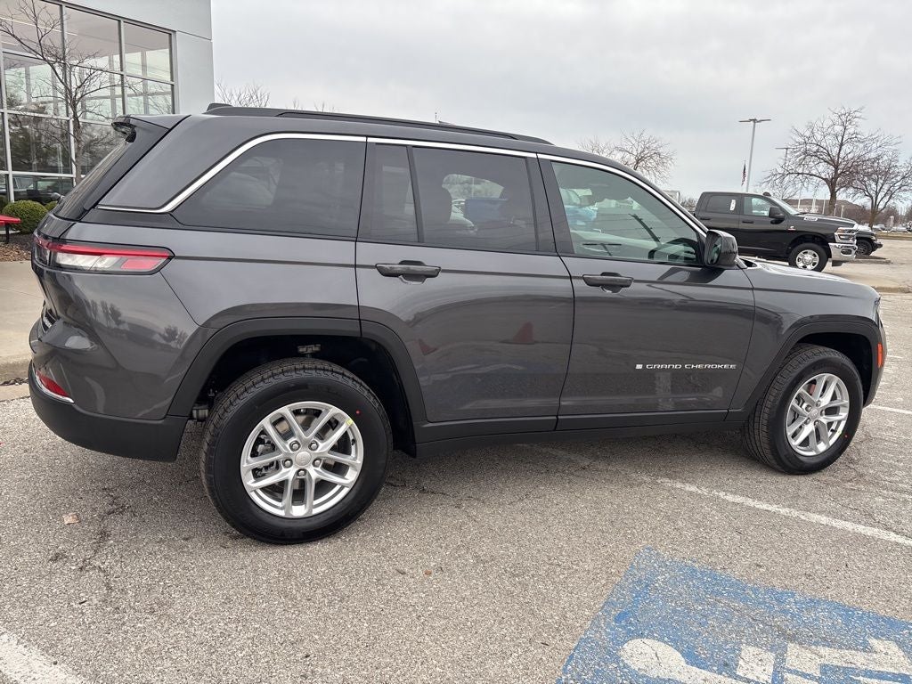 2026 Jeep Grand Cherokee Laredo