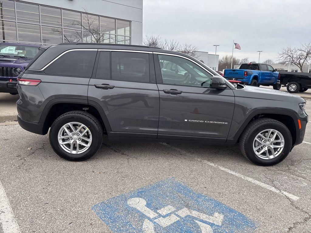 2026 Jeep Grand Cherokee Laredo
