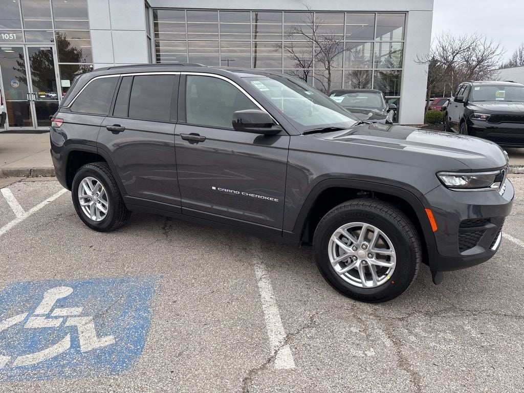 2026 Jeep Grand Cherokee Laredo