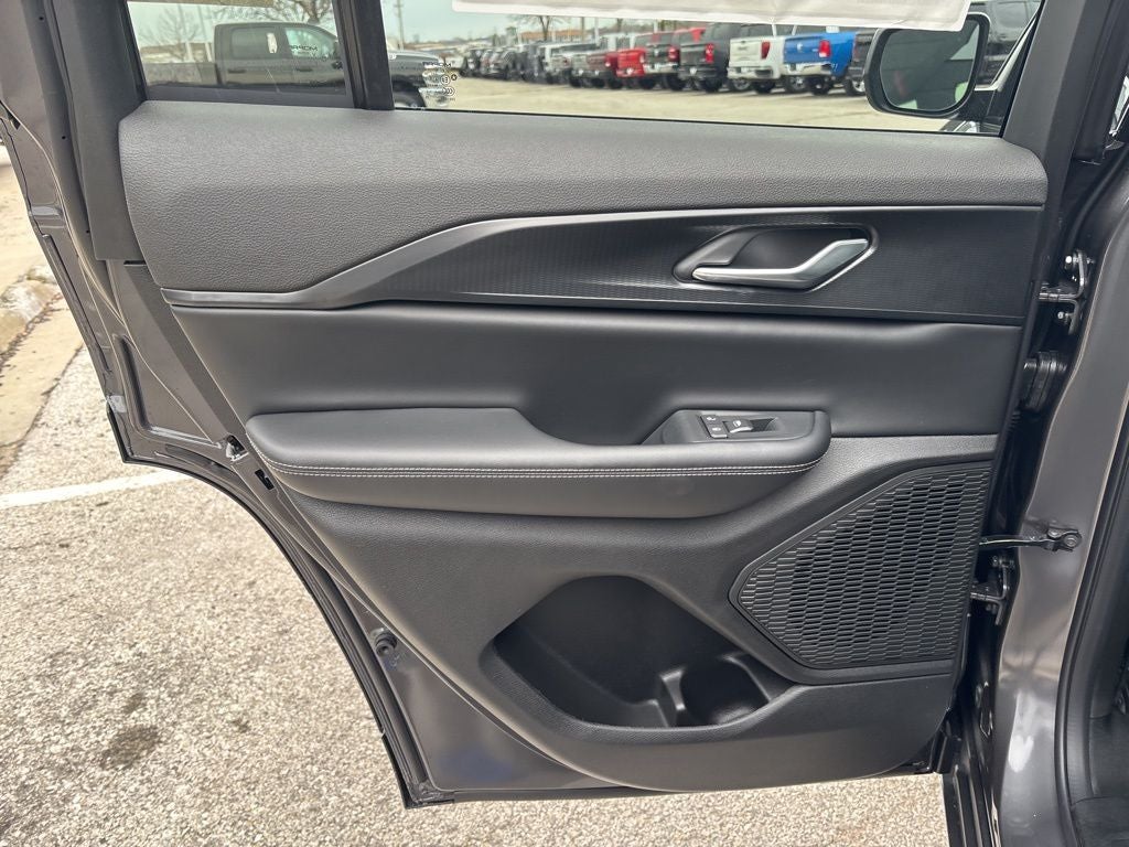 2026 Jeep Grand Cherokee Laredo